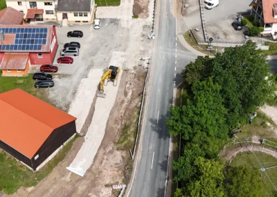 Moderner Straßenbau in Reckenstetten verbindet urbanes Leben mit effizienter Infrastruktur.